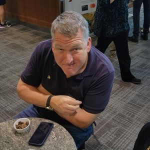 Meet your Posher, Lawrence